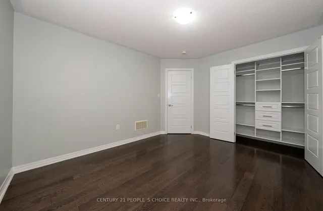 Additional image 31 of 381 Dahlia Tr