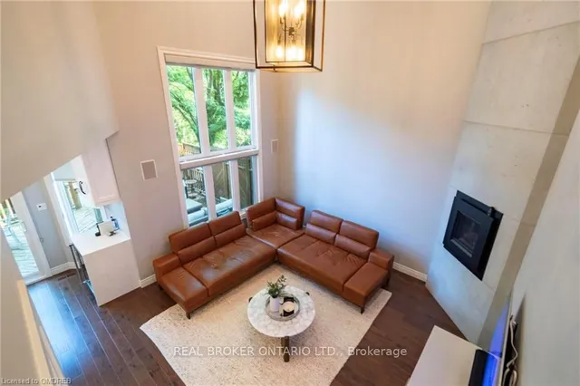 Additional image 14 of 1621 Bayshire Dr