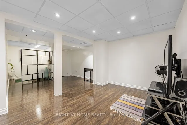 Additional image 23 of 6650 Falconer Dr Unit 107