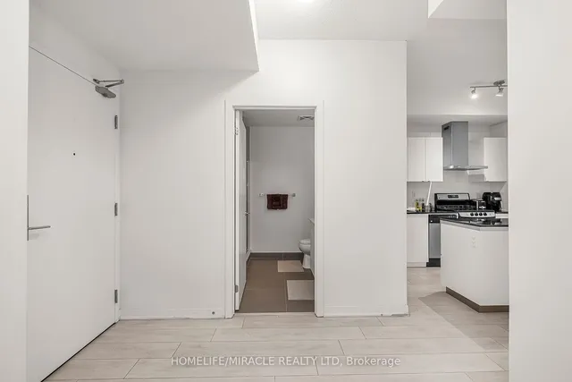 Additional image 14 of 51 East Liberty St Unit 1108