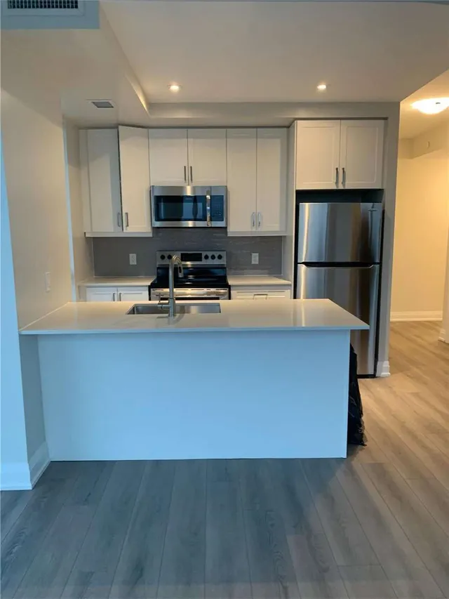 Additional image 4 of 15 Lynch St Unit 602