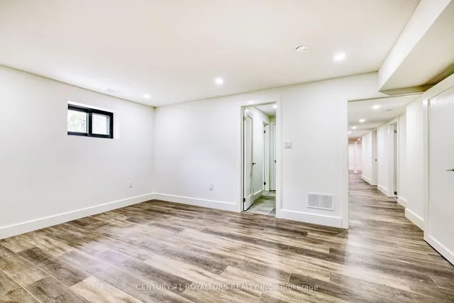 Additional image 36 of 47 Moore St