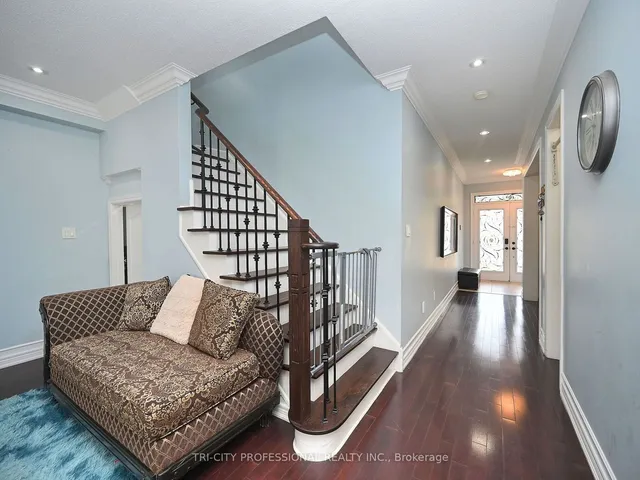 Additional image 10 of 112 Stoneylake Ave