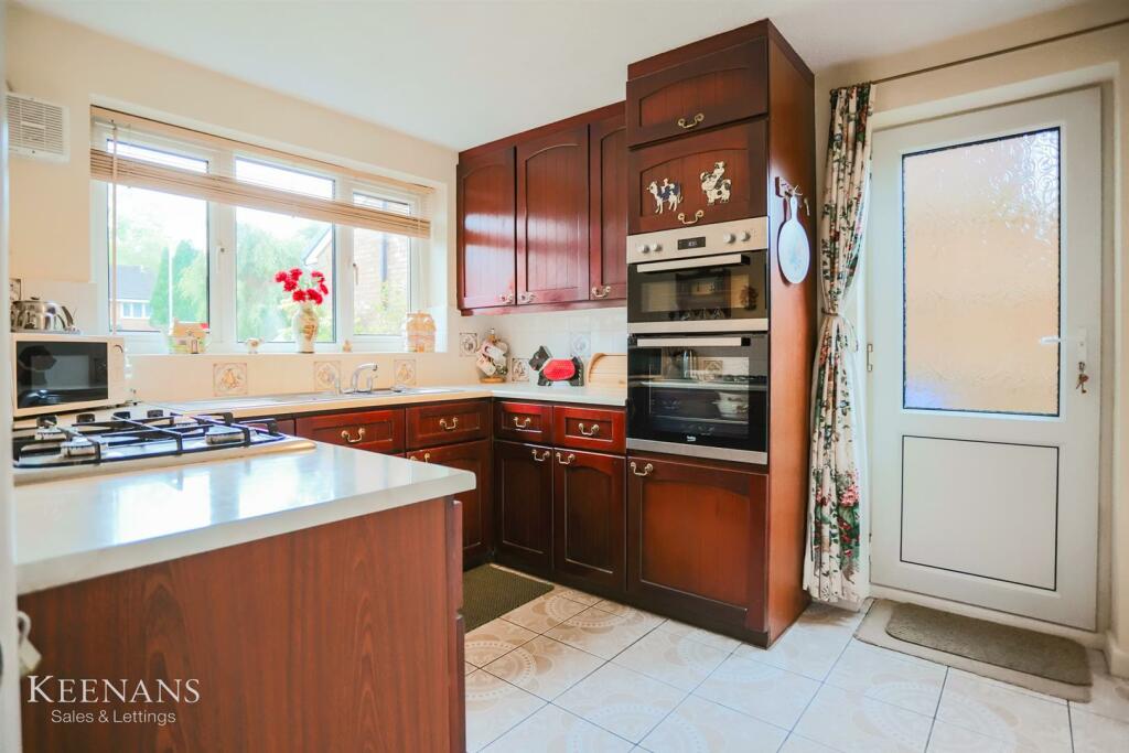 Additional image 30 of Lingmoor Drive, Burnley