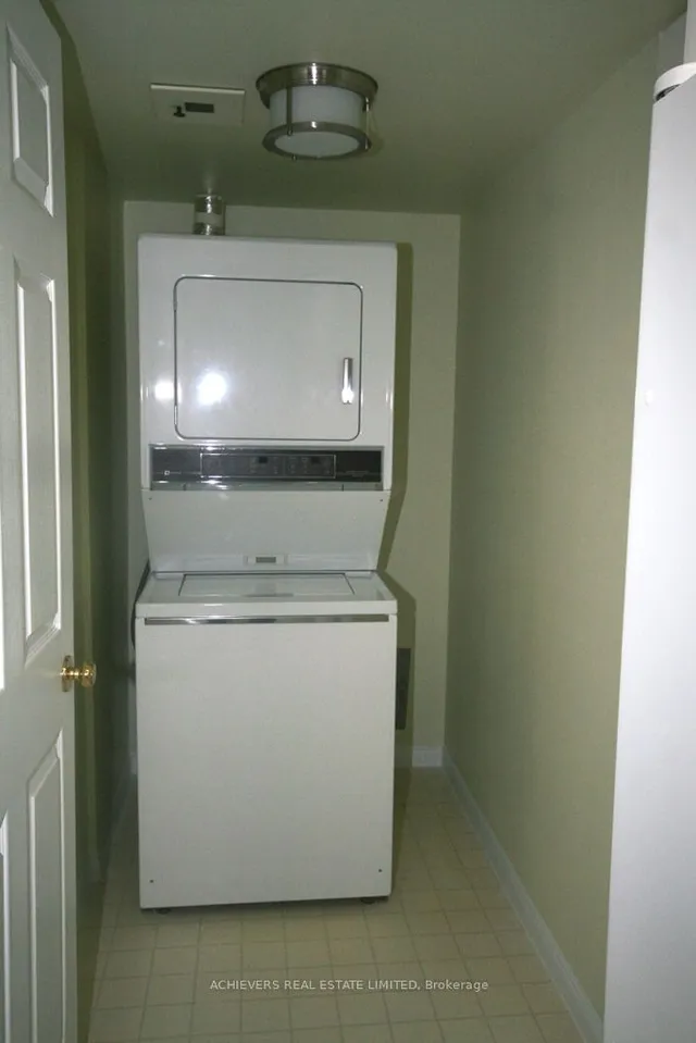 Additional image 12 of 10 Guildwood Pkwy Unit 926