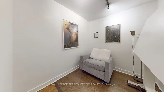 Additional image 22 of 320 Richmond St Unit 810