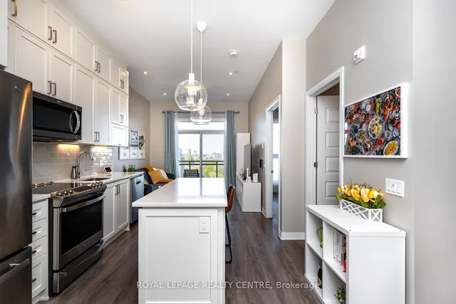 Additional image 6 of 95 Dundas St Unit 612