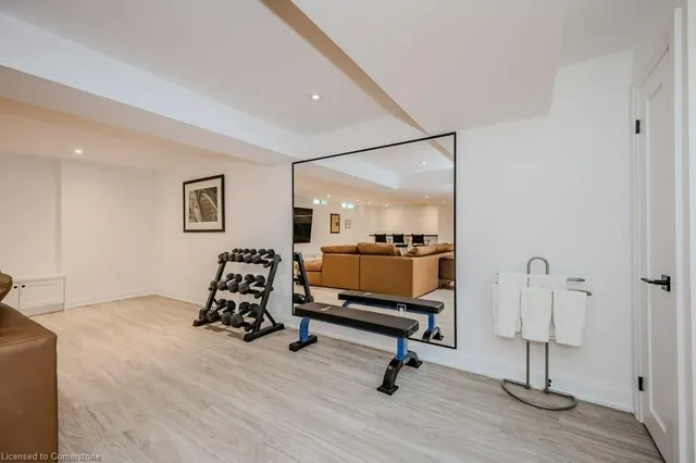 Additional image 23 of 3333 New St Unit 6