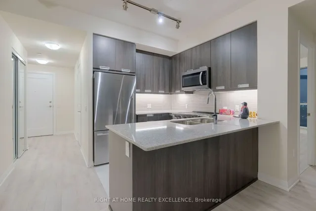 Additional image 7 of 35 Watergarden Dr Unit 2013