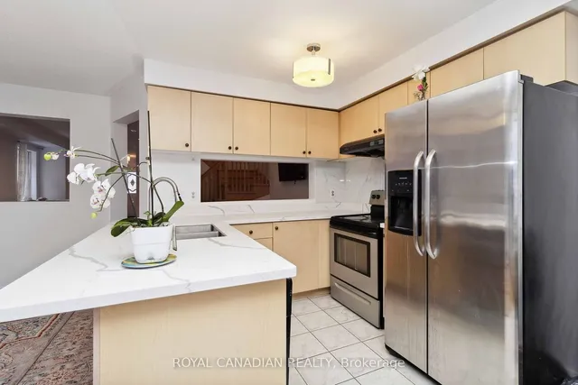 Additional image 14 of 1230 Prestonwood Cres