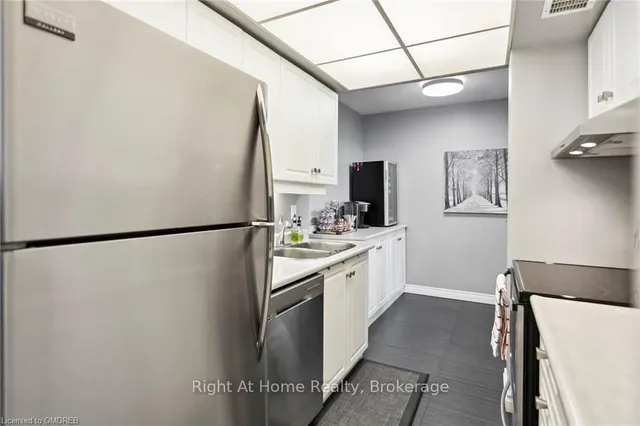 Additional image 22 of 1333 BLOOR St Unit 901