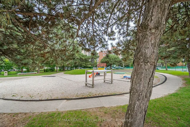 Additional image 38 of 370 Dixon Rd Unit 915