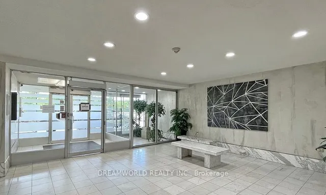 Additional image 3 of 2835 Islington Ave Unit 106