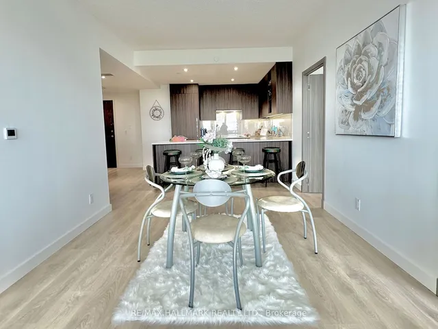Additional image 17 of 25 Mcmahon Dr Unit 1902