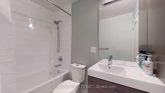 Additional image 18 of 62 Forest Manor Rd Unit 509