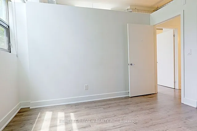 Additional image 25 of 637 Lake Shore Blvd Unit 101