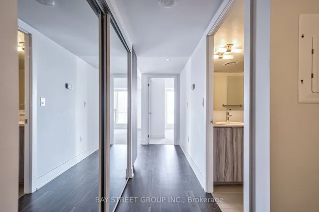 Additional image 11 of 955 Bay St Unit 2507