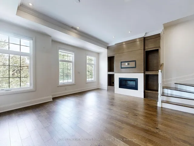 Additional image 3 of 2460B Bayview Ave