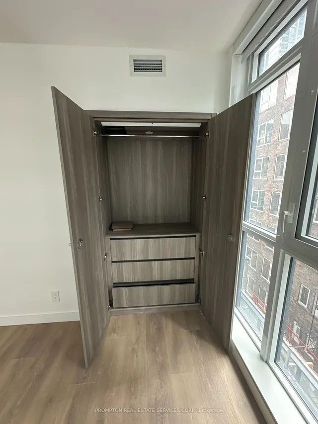 Additional image 10 of 38 Widmer St Unit 607