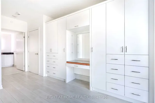 Additional image 18 of 223 St Clair Ave Unit 207