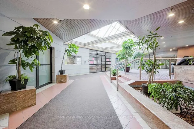 Additional image 5 of 160 Alton Towers Circ Unit 1107