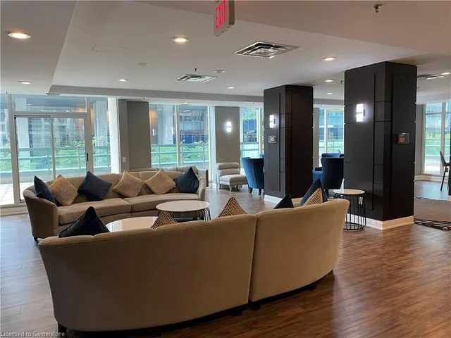 Additional image 46 of 30 Grand Trunk Cres Unit 709