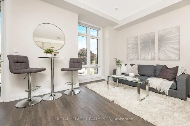 Additional image 12 of 721 Lawrence Ave Unit 84