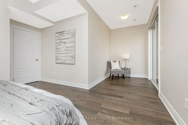 Additional image 24 of 721 Lawrence Ave Unit 84