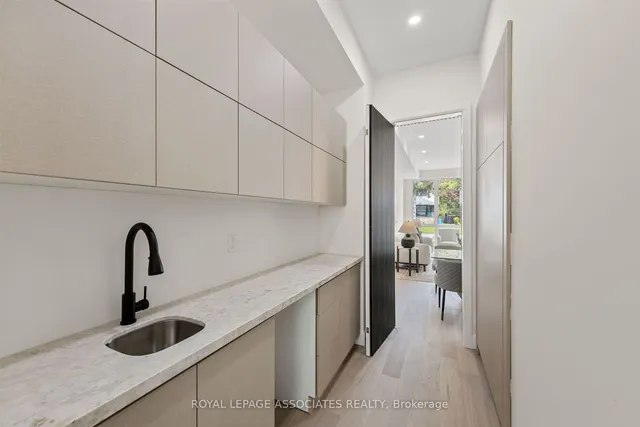 Additional image 11 of 96 Bobmar Rd