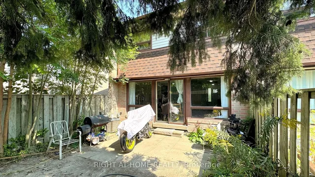 Additional image 3 of 11 Livonia Pl Unit 18