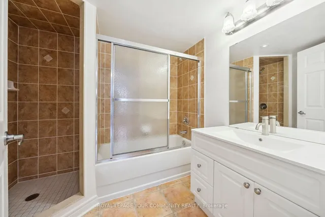 Additional image 18 of 225 Wellesley St Unit 407