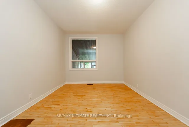 Additional image 26 of 421 Grace St