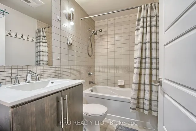 Additional image 17 of 28 Linden St Unit 1205