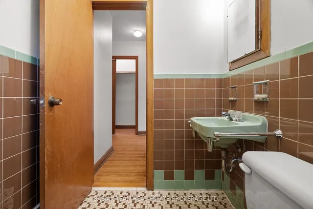 Additional image 17 of 247-249 High Park Ave