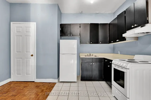 Additional image 6 of 1244 College St