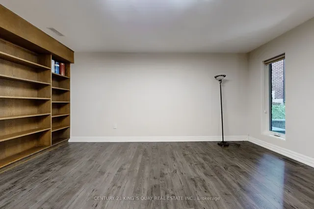 Additional image 33 of 22 Coreydale Crt