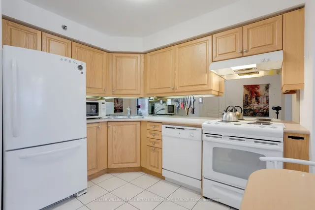 Additional image 13 of 3 Marine Parade Dr Unit 707