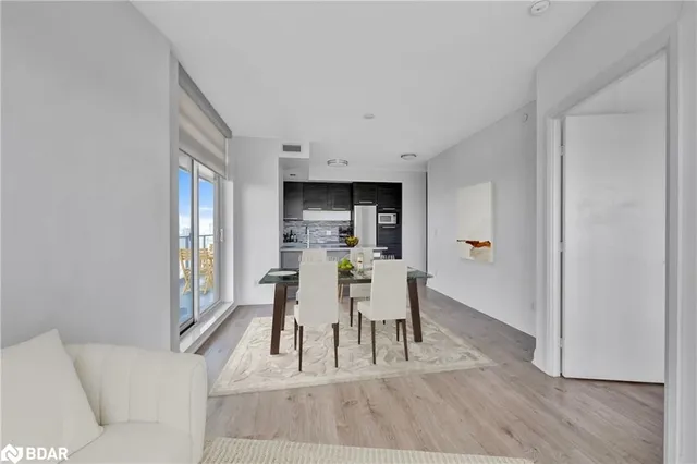 Additional image 9 of 36 Park Lawn Road Rd Unit 3205