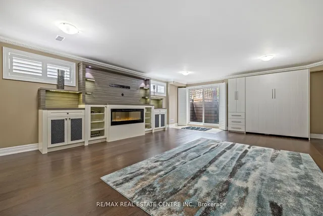 Additional image 32 of 42 Ypres Rd