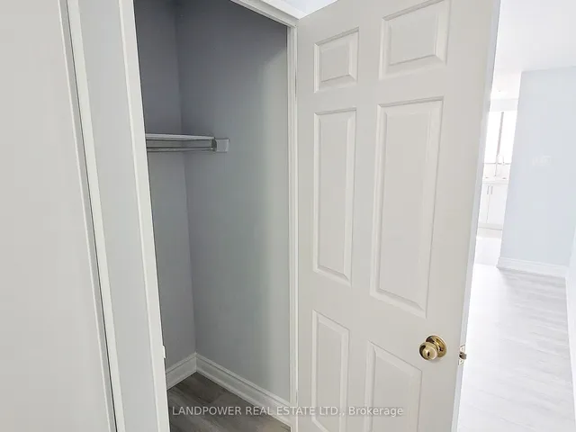 Additional image 6 of 10 Tapscott Rd Unit 1011