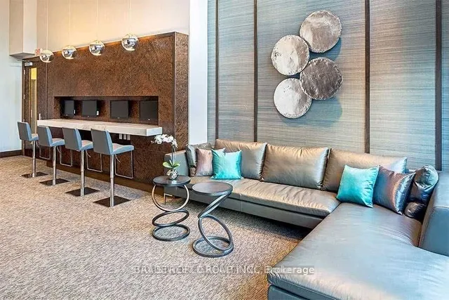 Additional image 25 of 386 Yonge St Unit 3209