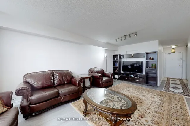 Additional image 13 of 3380 Eglinton Ave Unit 1411
