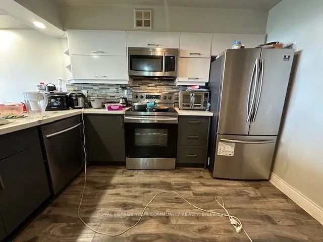 Additional image 11 of 236 Albion Rd Unit 1510