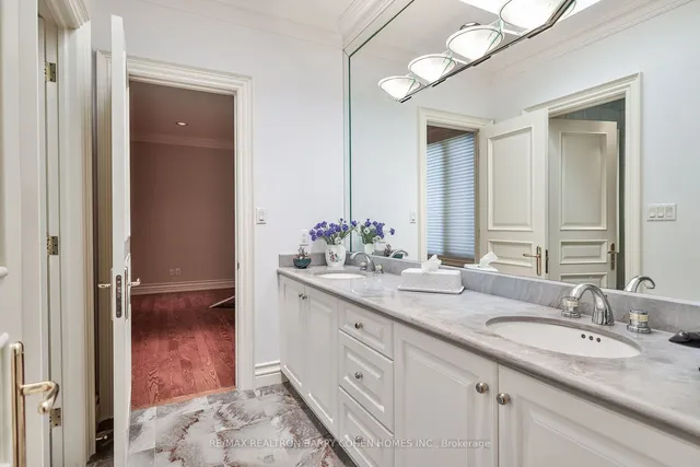 Additional image 21 of 17 Paddock Crt