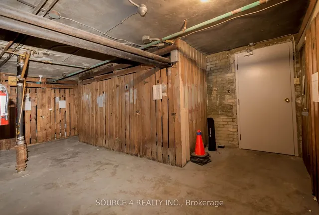 Additional image 31 of 3 Claxton Blvd