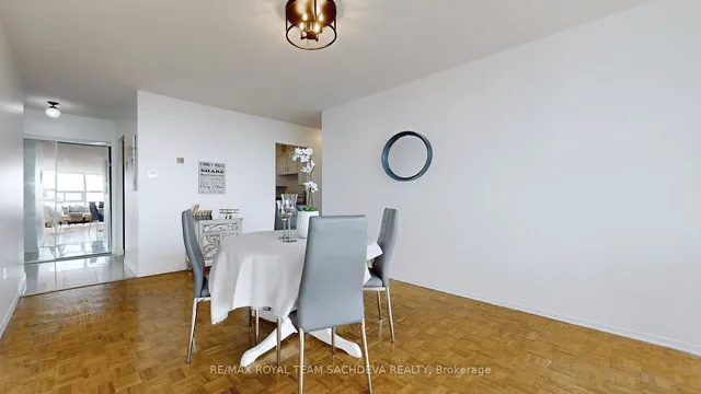Additional image 8 of 3380 Eglinton Ave Unit 1709