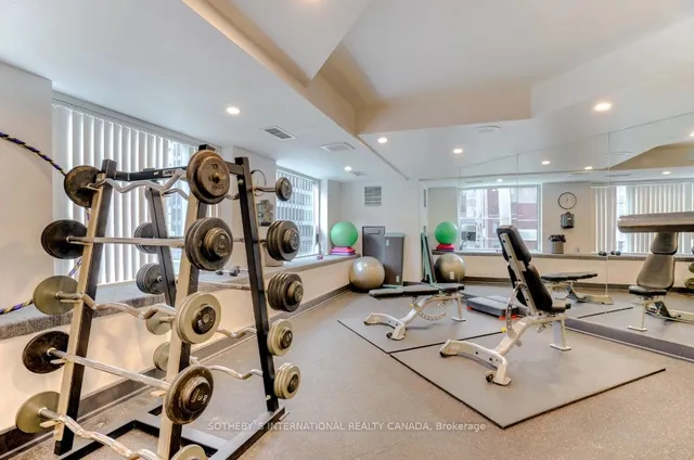 Additional image 32 of 33 University Ave Unit 2506