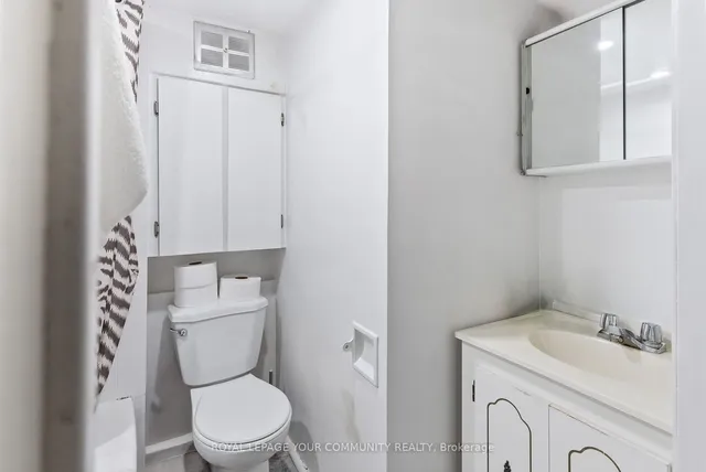 Additional image 32 of 111 North Bonnington Ave