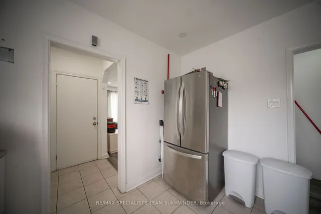 Additional image 18 of 19 Buttonwood Ave