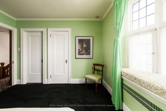 Additional image 30 of 23 Dewbourne Ave